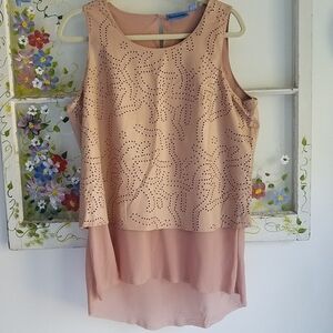 Simply Vera Vera Wang Faux Leather  Sleeveless Blouse Size Large Mauve